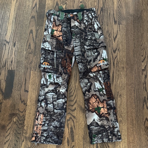 Treezyn Women’s Lined Camo Pants - Picture 1 of 12